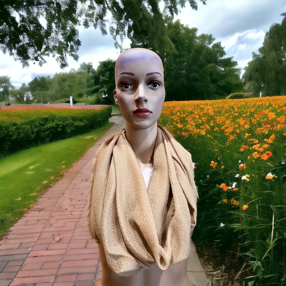 Ruyi Infinity Scarf